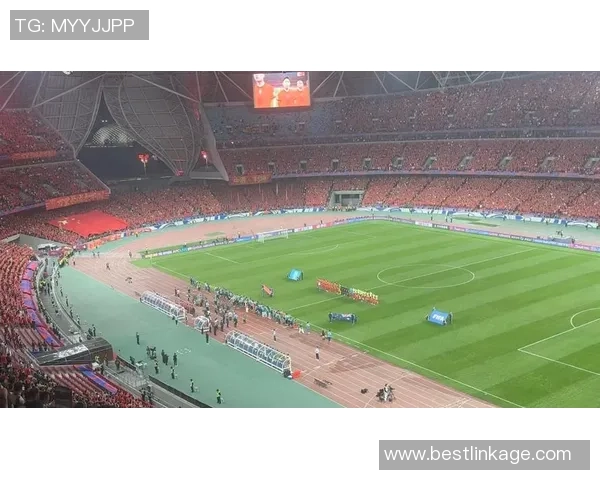 杭州篮球队在世界杯预选赛中以78分稳居积分榜首位展现强劲实力