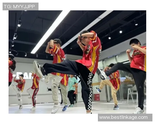 街舞评论：成都街舞队的节奏得失